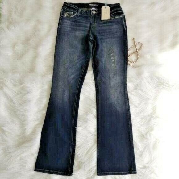 MAURICE'S Stretch Boot Cut Blue Denim Jeans 3/4 Regular NWT - Picture 1 of 8